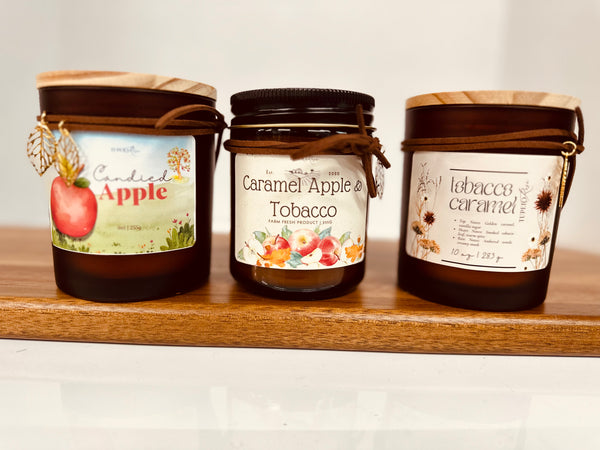 Caramel Apple & Tobacco Candle with charms
