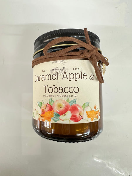 Caramel Apple & Tobacco Candle with charms