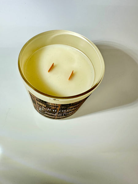 14 oz Wood wick Vintage Bookstore