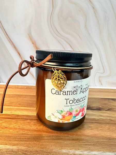 Caramel Apple & Tobacco Candle with charms