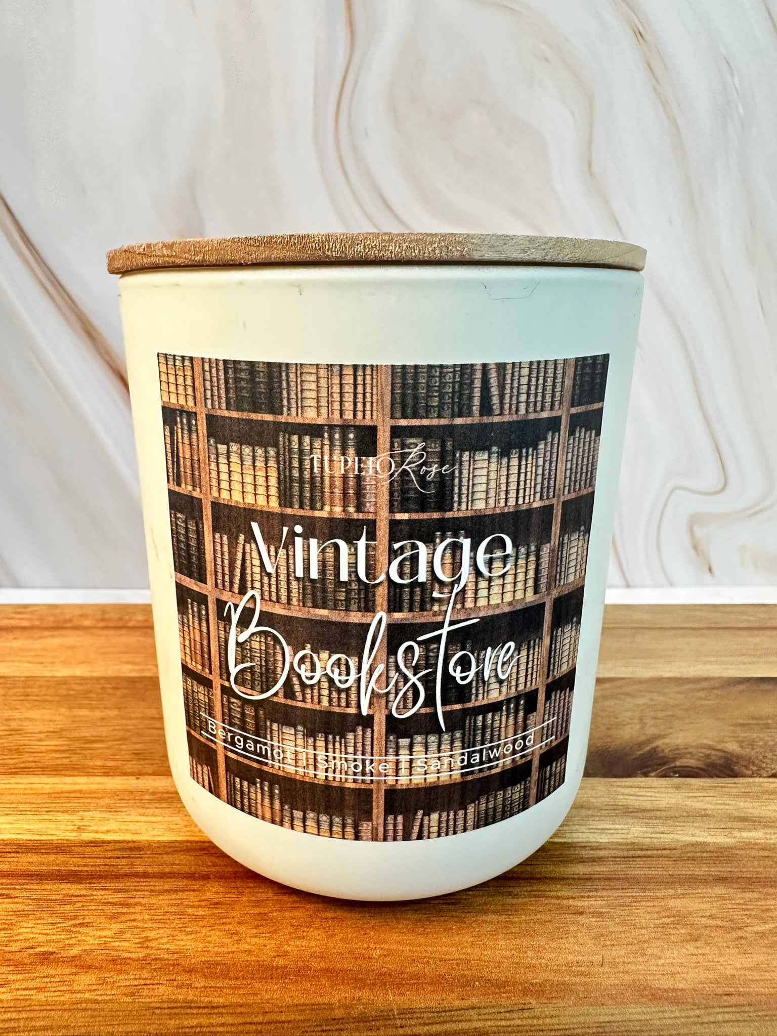 14 oz Wood wick Vintage Bookstore