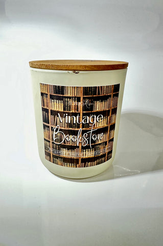 14 oz Wood wick Vintage Bookstore